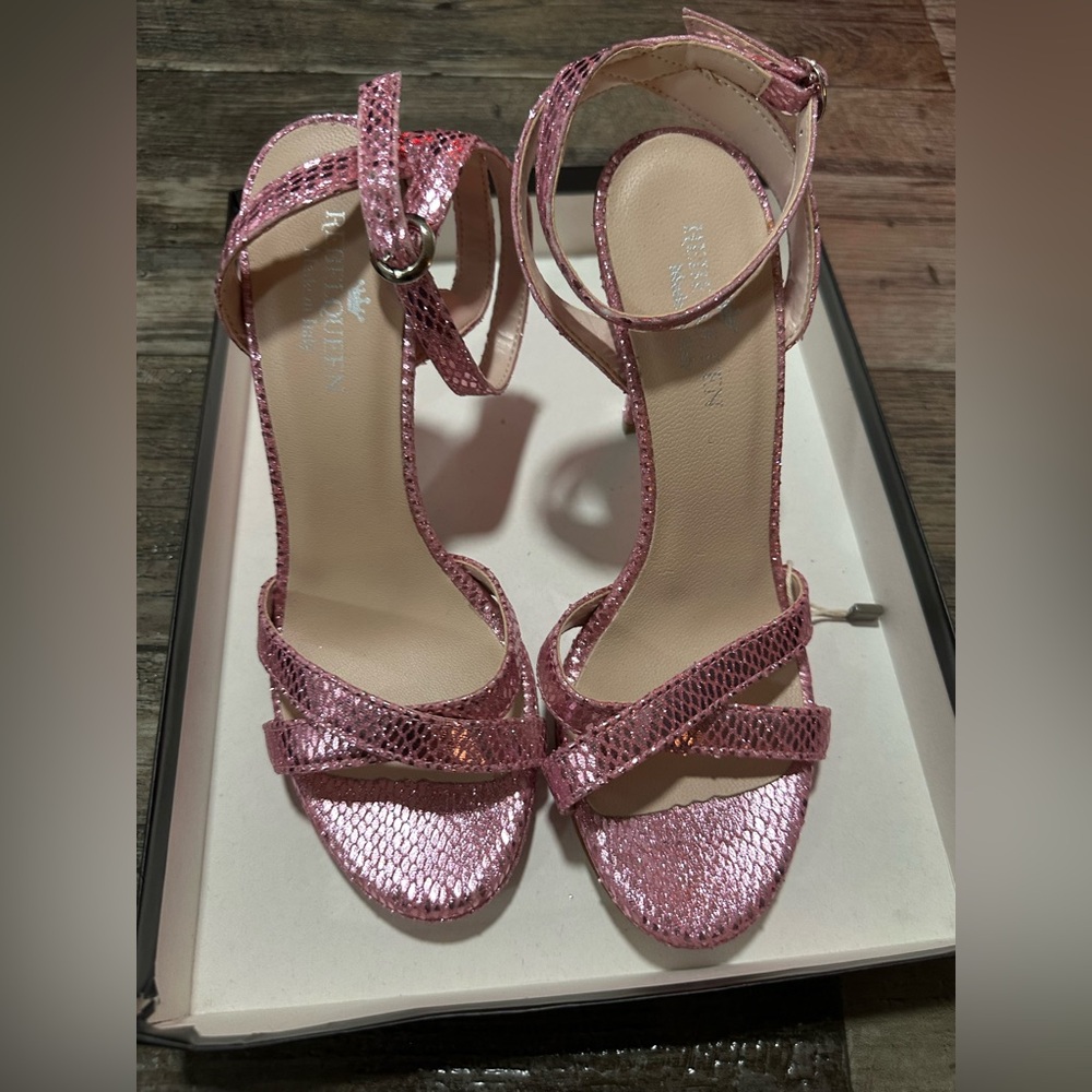New with box RebelQueen Rebel Queen Rose Pink Strappy Heels Sandals 37 Size US 7